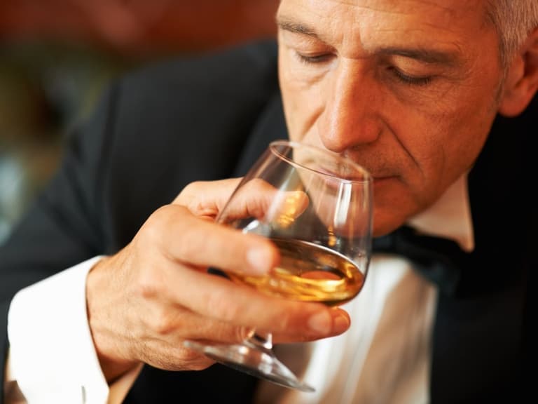 What does brandy taste like