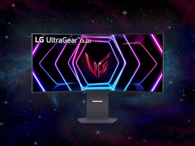 The LG UltraGear 39-inch 39GS95QE is the company's first 39-inch monitor. | Image: LG