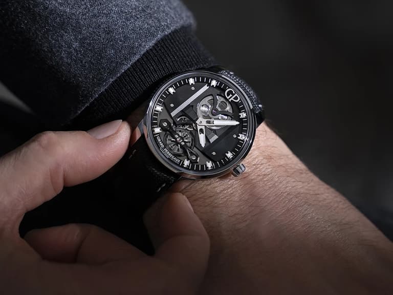 Girard-Perregaux Free Bridge Meteorite | Image: Girard-Perregaux