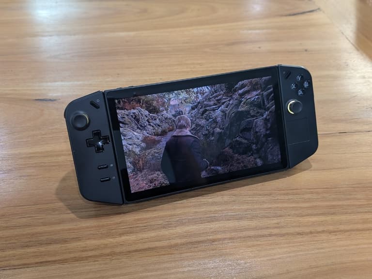 Lenovo Legion Go | Image: Dean Blake/Man of Many