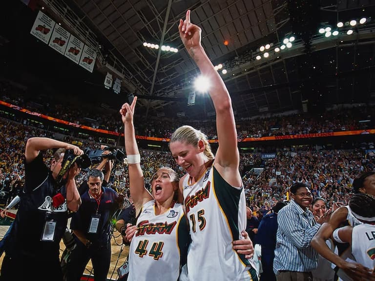 Lauren Jackson after winning her first WNBA Championship title with the Seattle Storm in 2007 | Image: WNBA