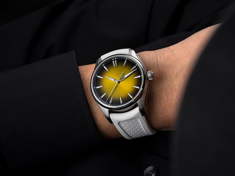 H. Moser & Cie. Pioneer Centre Seconds Sunny-Side Up | Image: H. Moser & Cie.