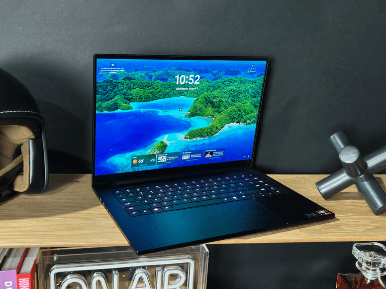 Razer Blade 16''