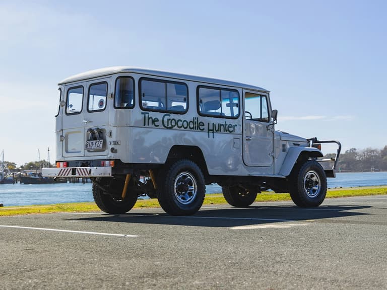 Steve irwin landcruiser
