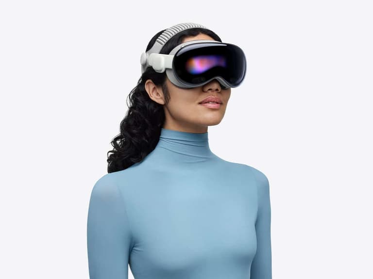 Apple vision pro 2 feature