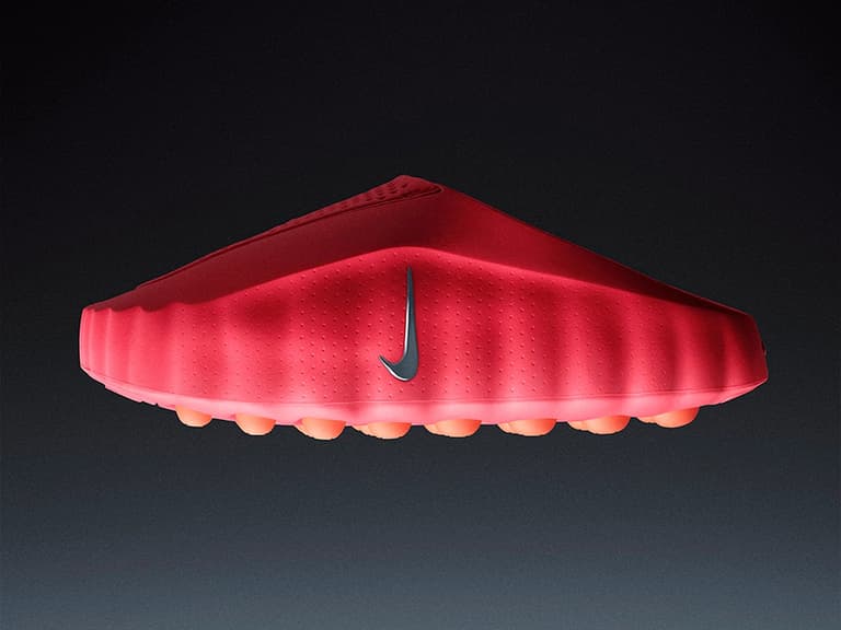 Nike mind 001 in red
