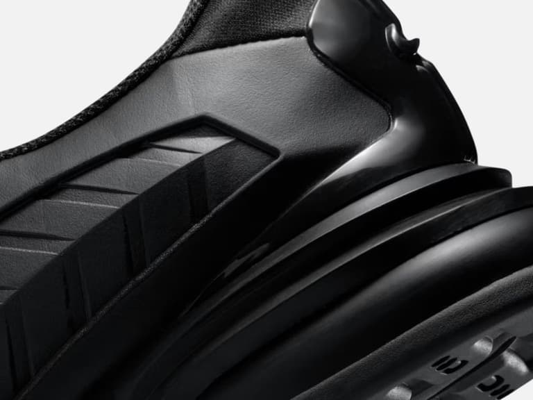 Comme des garçons homme plus x nike air max dolce sp 1