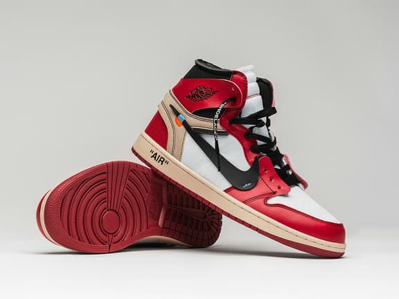 Off white jordan 1 chicago