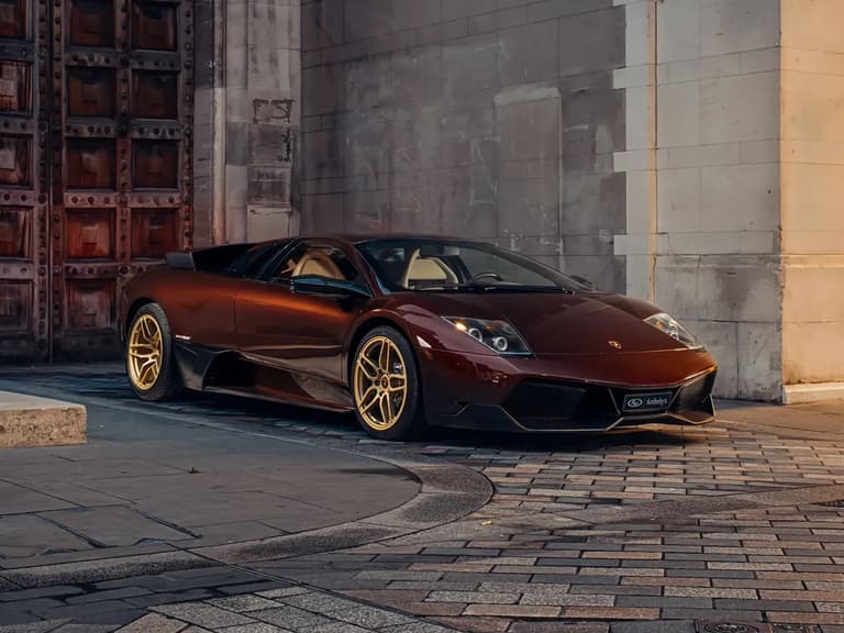 2010 lamborghini murciélago lp 670 4 sv front three quarter 3