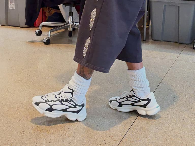 Justin bieber skylrk sensory runner feature