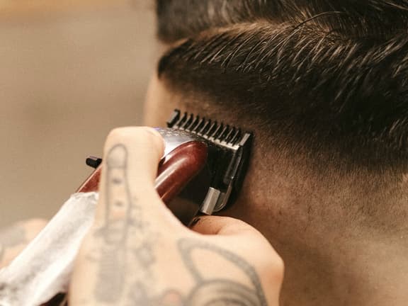 Pexels maksgelatin low maintenance haircut